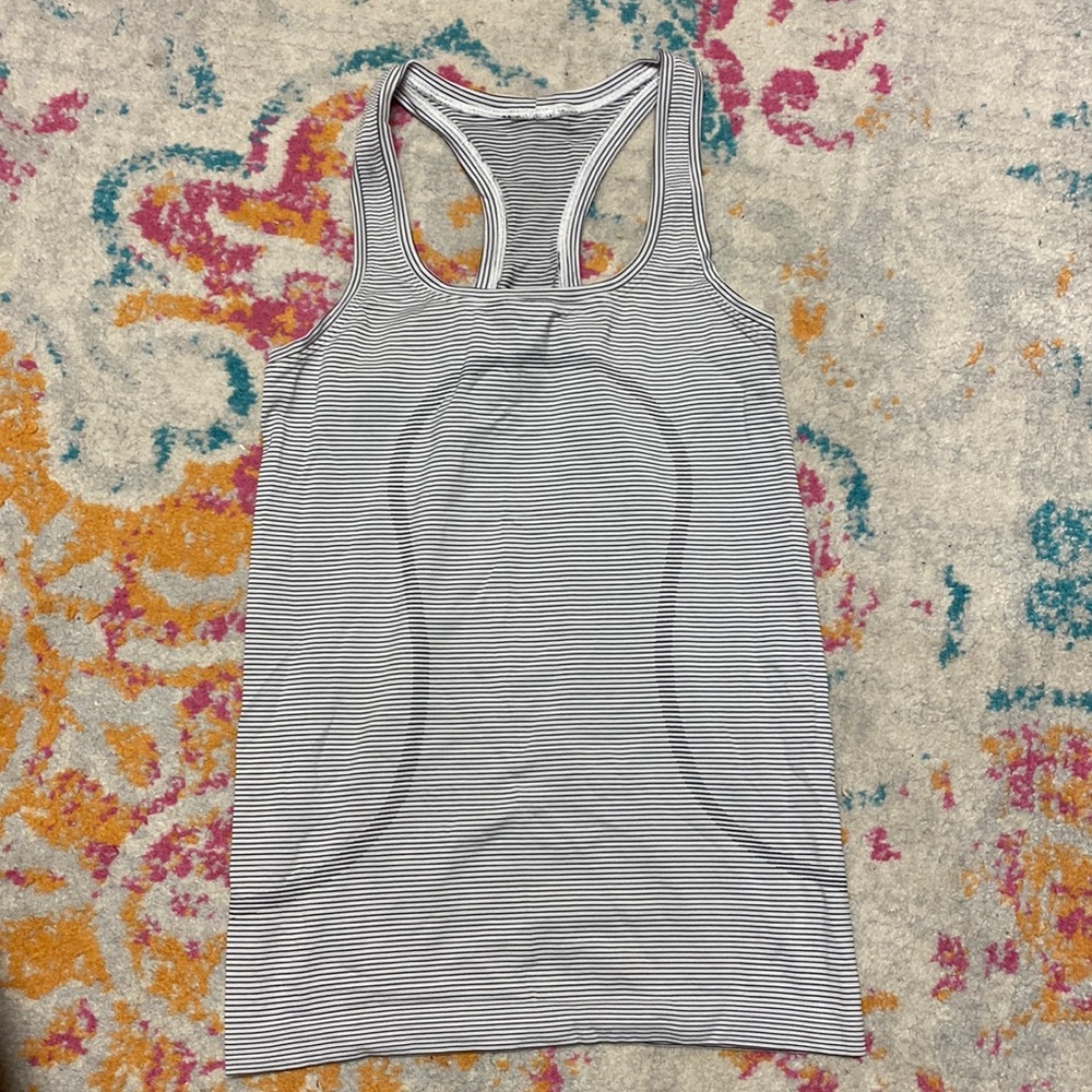 Black and white lululemon tank top